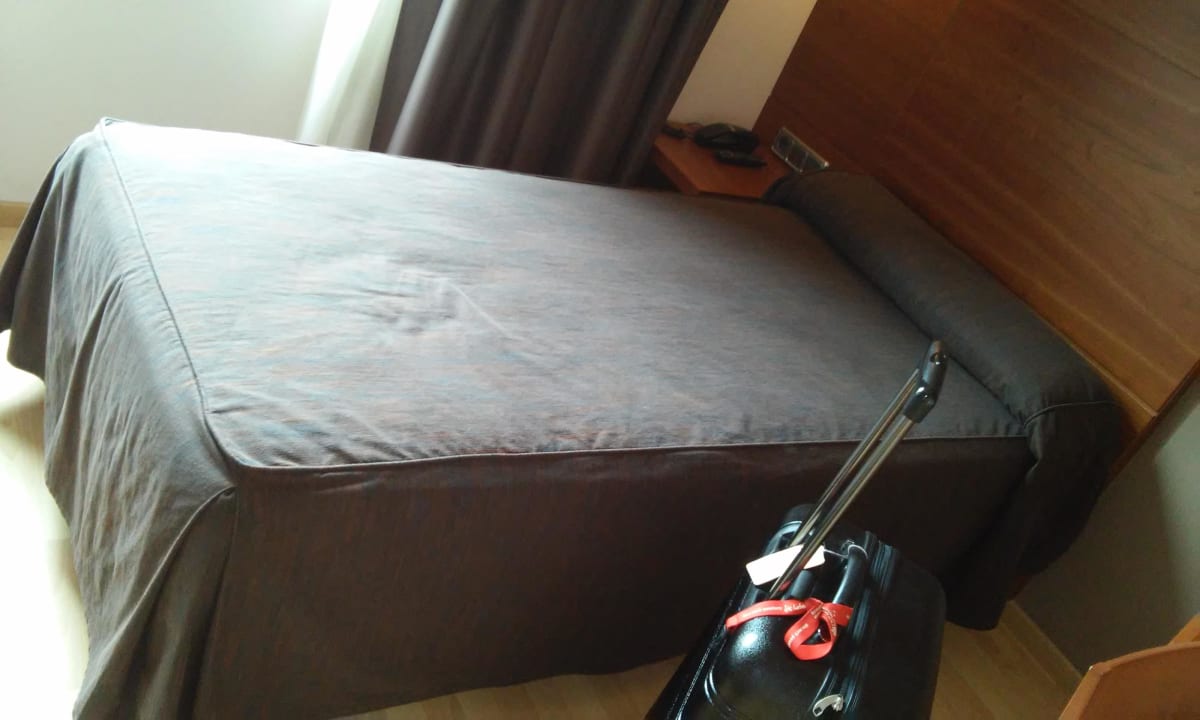 Relativ klein aber reicht Hotel Via Augusta