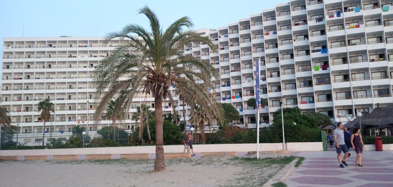 Außenansicht Hotel Vibra Beverly Playa