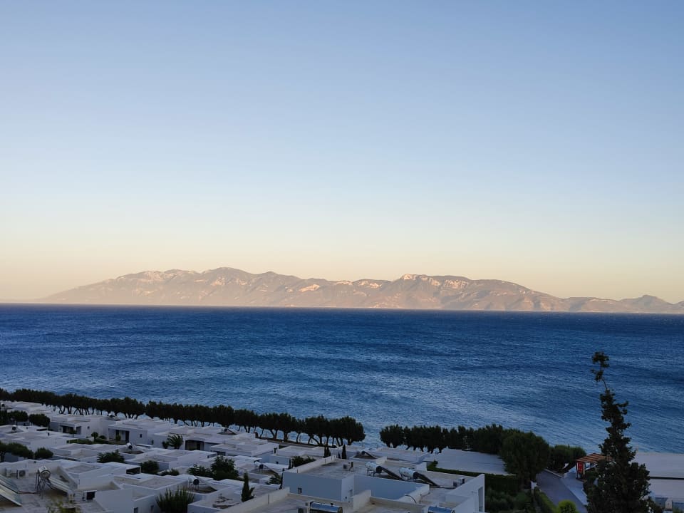 Ausblick Dimitra Beach Hotel & Suites