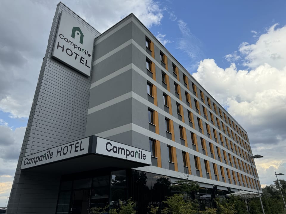 Außenansicht Campanile Leipzig Halle Airport