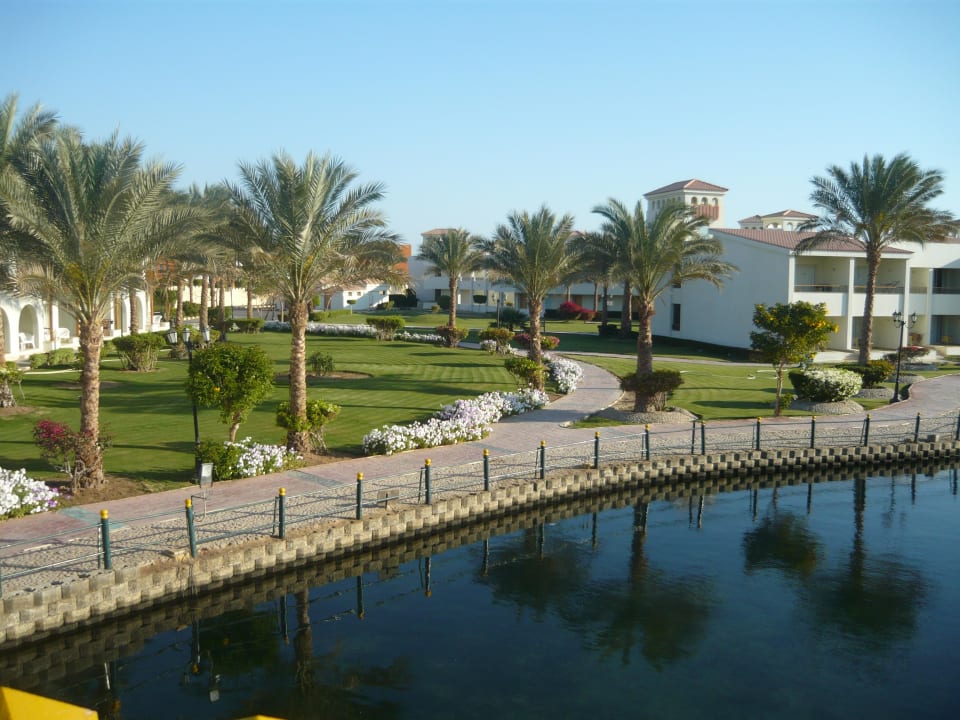 Schöne großzügige Außenanlage Pickalbatros Dana Beach Resort - Hurghada