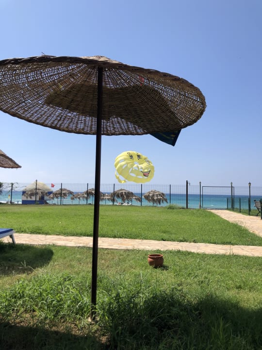 Ausblick Club Turtas Beach Hotel