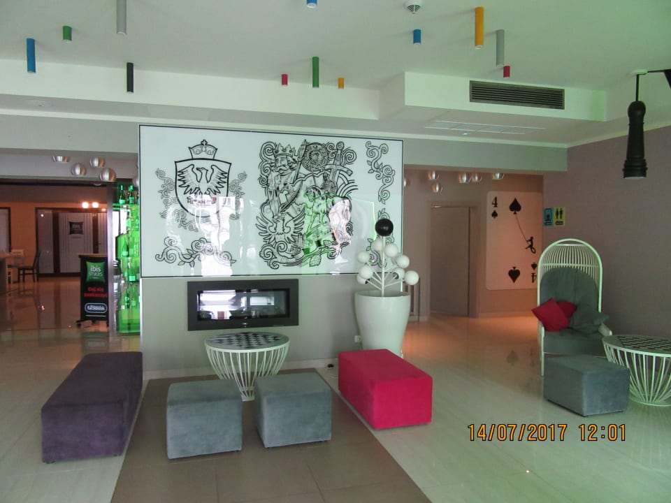 Lobby ibis Styles Gniezno Stare Miasto