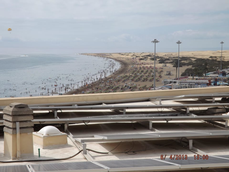 Blick auf den Strand allsun Hotel Lucana
