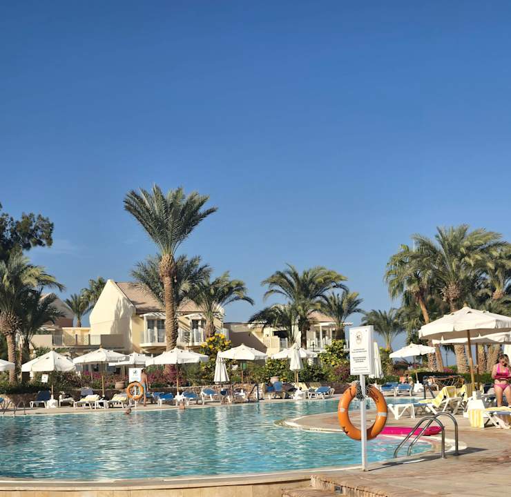 Pool Mövenpick Resort & Spa El Gouna