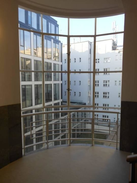 Treppenhaus Motel One Prague-Florentinum