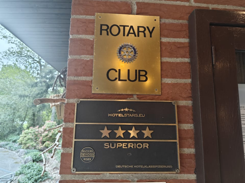 Außenansicht Hotel Heide-Kröpke