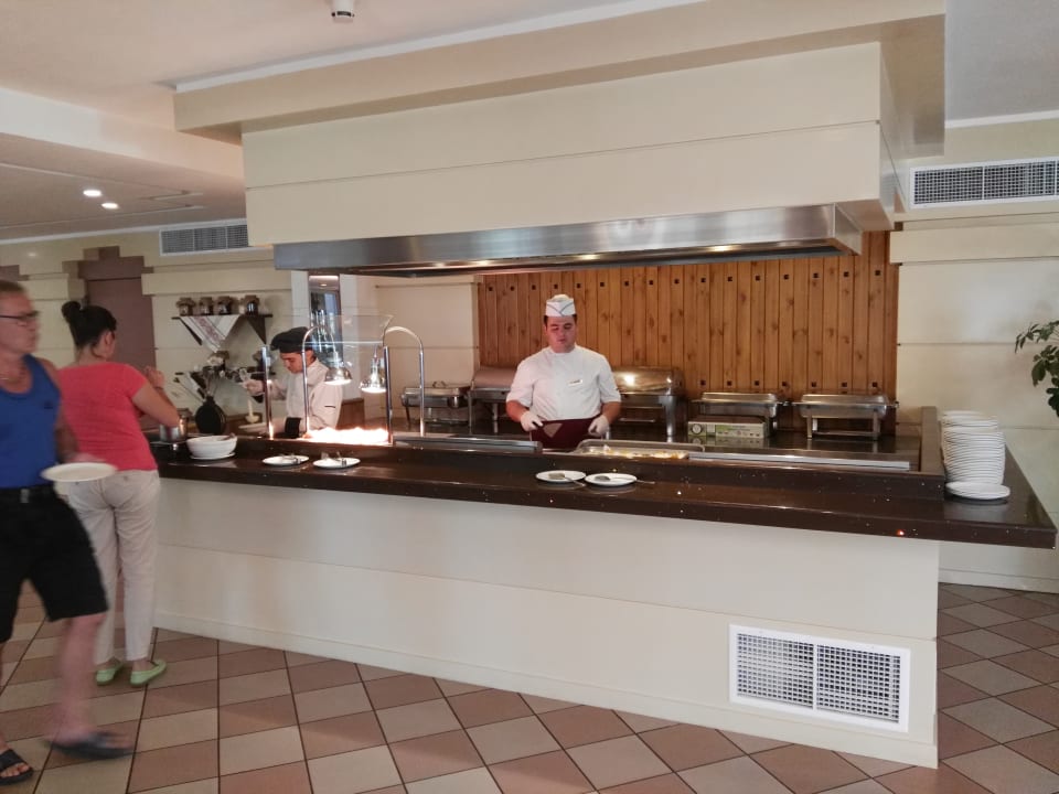 Gastro Anissa Beach & Village