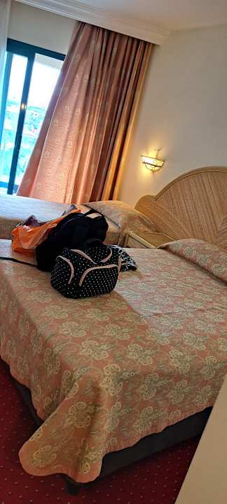 Zimmer Aska Hotel Just in Beach