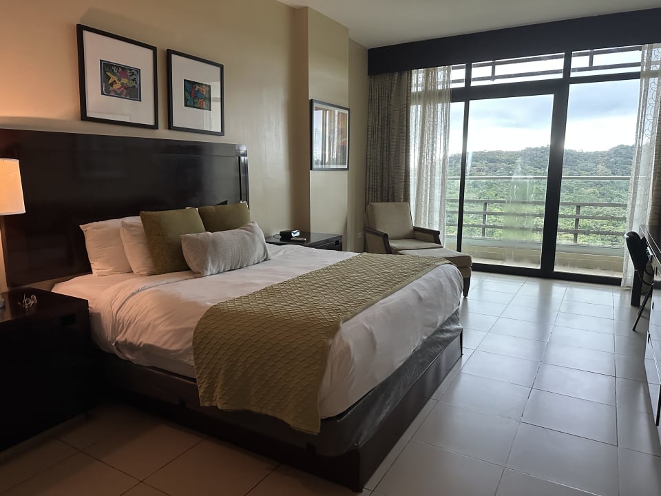 Zimmer Summit Rainforest & Golf Resort