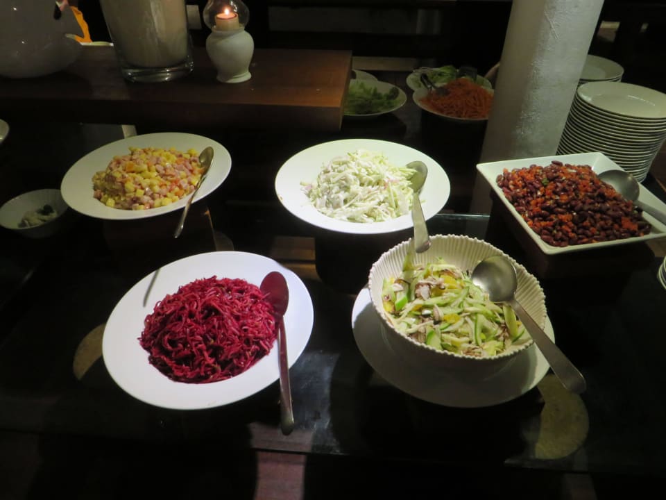 Salate am Abend ananea Diamonds Athuruga