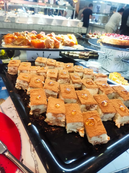 Gastro Can Garden Beach