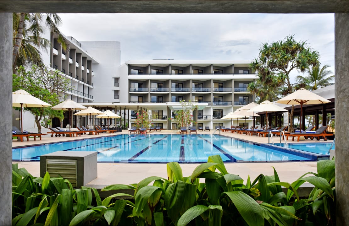 Pool Goldi Sands Hotel