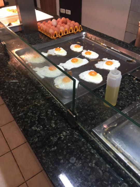 Frühstück LABRANDA Bahía y Villas Fañabé