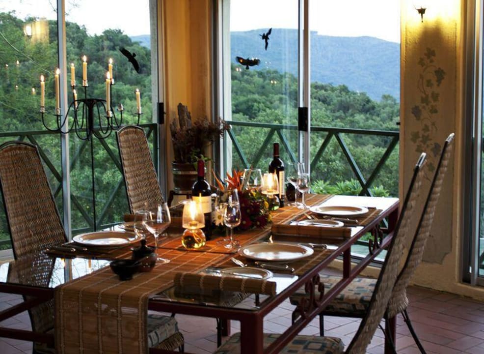 Überdachter Frühstück- & Speisebereich Gästehaus Kopatsch