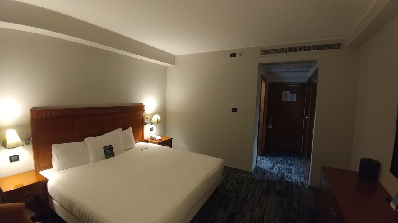 Zimmer Mercure Leonardo da Vinci Airport