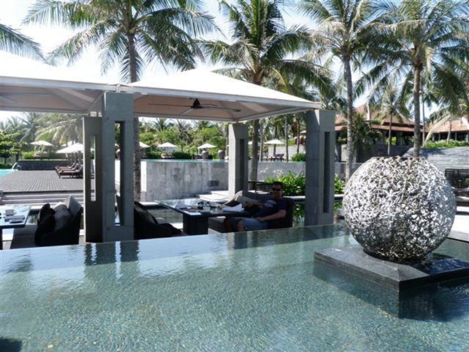 Frühstück draussen Four Seasons The Nam Hai, Hoi An, Vietnam