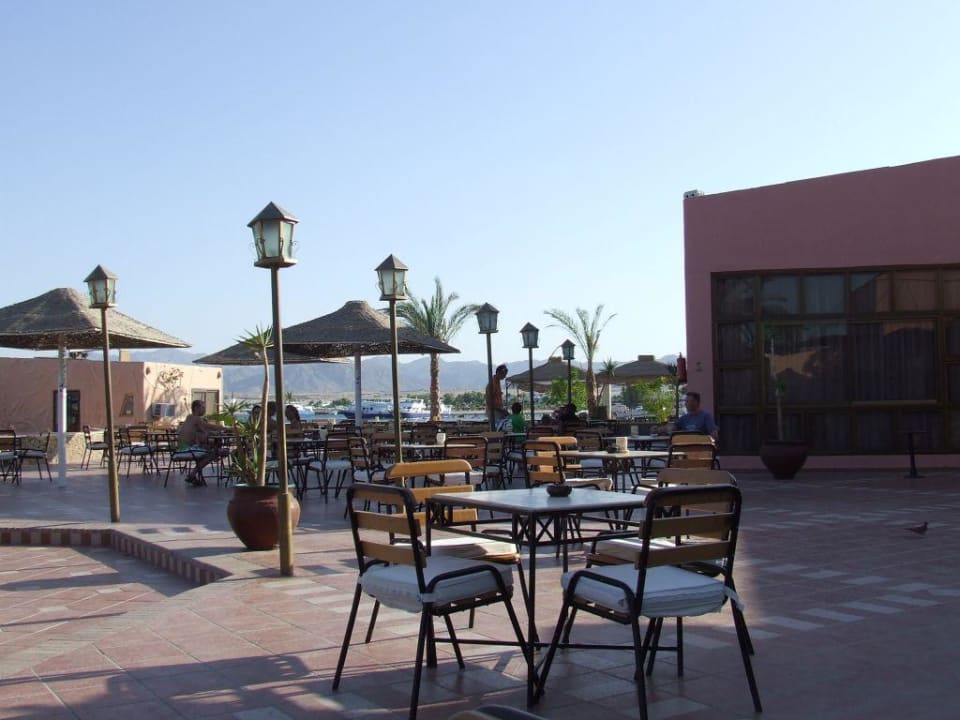 Außenterrasse Eagles Paradise Abu Soma