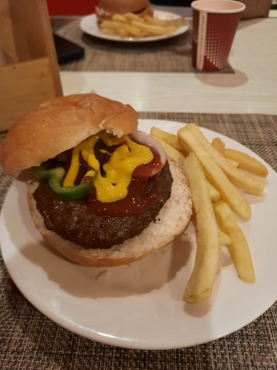 Gastro Golden Beach Resort