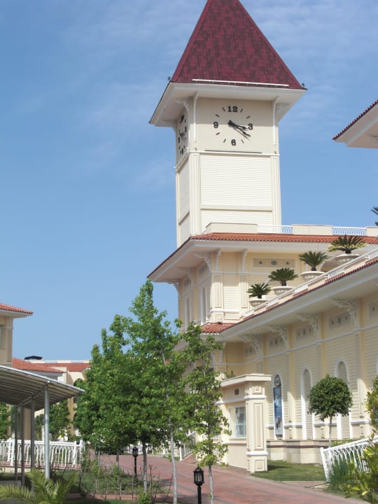 Shoppingakarde Güral Premier Tekirova