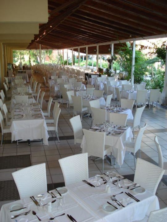 Außenterrasse Domes Aulūs Zante, Autograph Collection