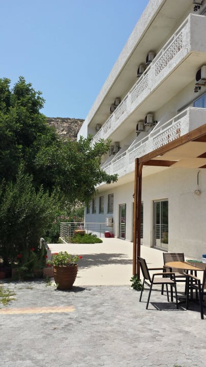 Weg zum Pool Matala Bay Hotel & Apartments