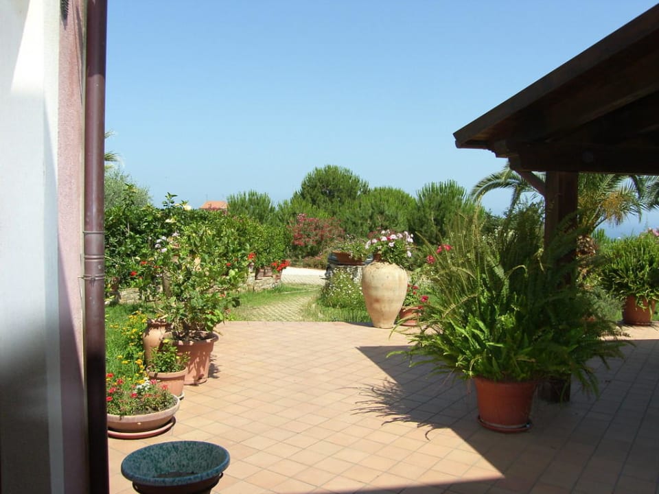 Weg zum Parkplatz Agriturismo Villa Luca