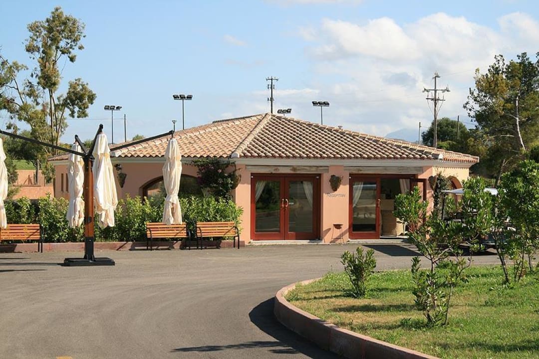 Die Rezeption Hotel I Corbezzoli