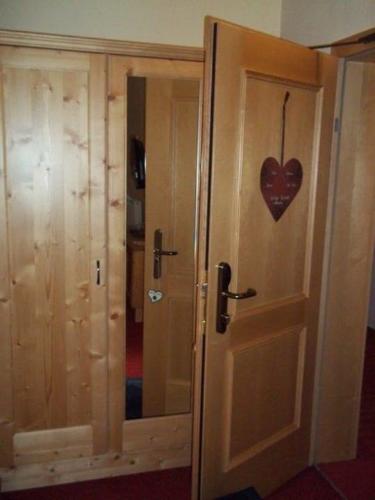 Eingangsbereich - 2. Zimmer Alphotel Tyrol