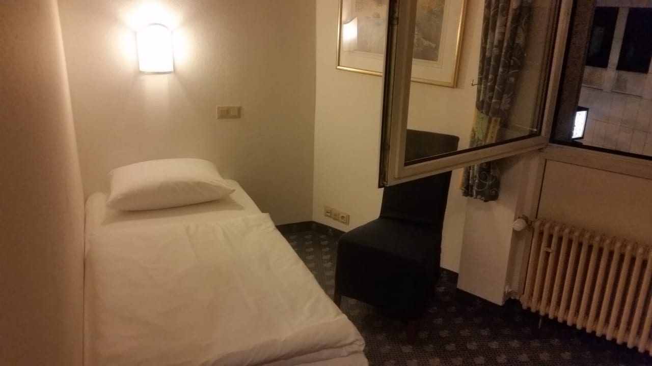 Zimmer Hotel Königshof The Arthouse