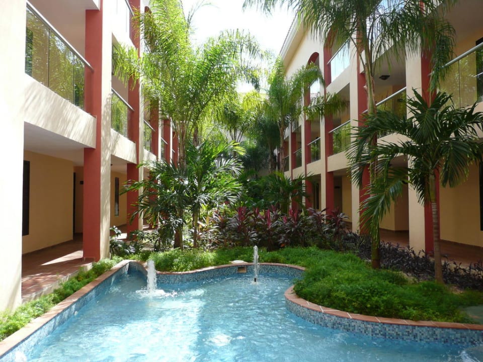 Zugang zu den Zimmern Innenhof Sandos Playacar Select Club Adults only - All Inclusive