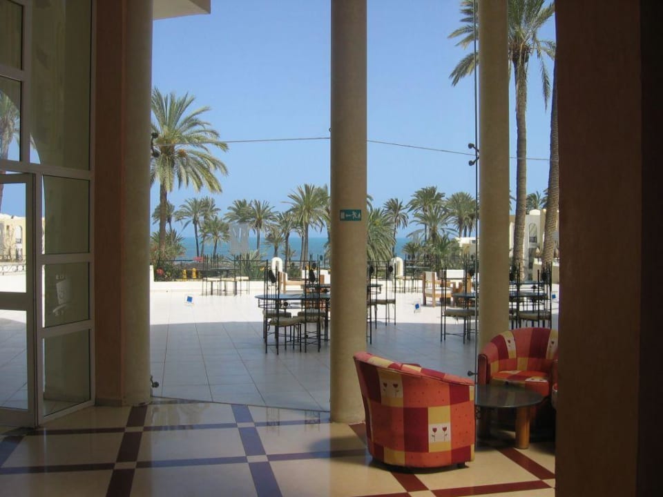 Blick von der Lobby ans Meer Hotel Eden Star