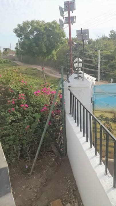 Zufahrt und Sicherheit African Dream Cottages
