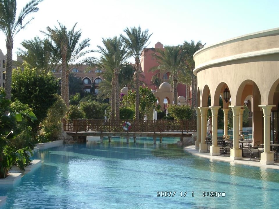 Pool und Dome Makadi Palace