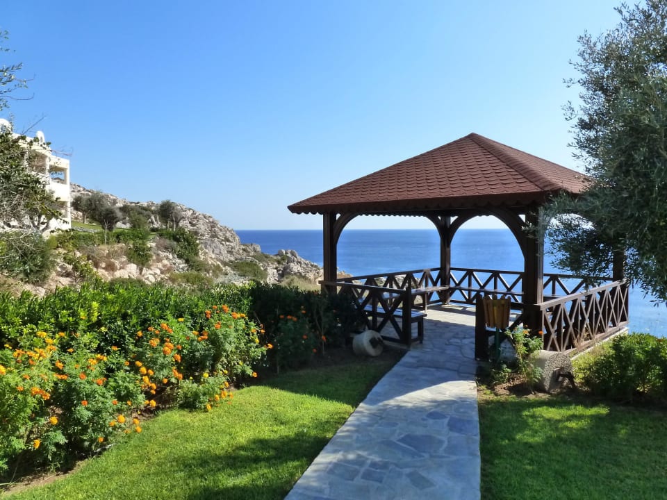 Aussichtspunkt zum verweilen Hotel Kalithea Horizon Royal