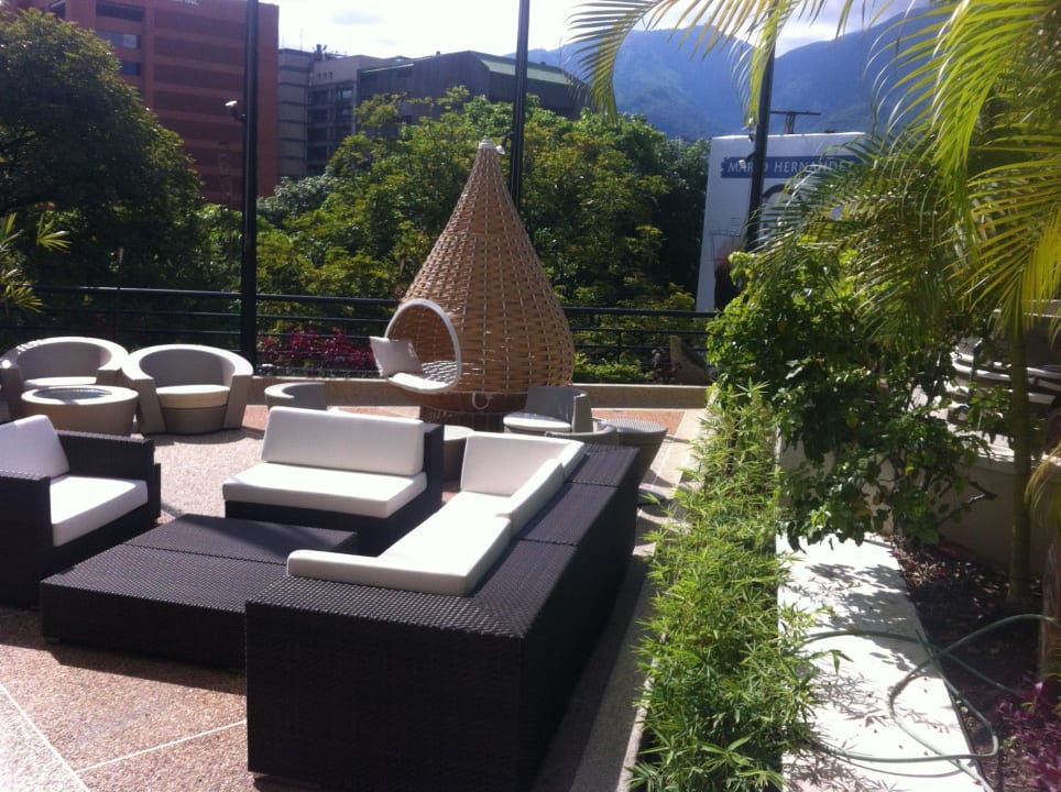 Im Außenbereich - nicht immer geöffnet Hotel Eurobuilding & Suites Caracas