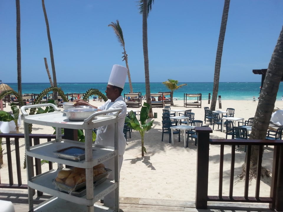 Barbecue am Strand Punta Cana Princess All Suites Resort & Spa