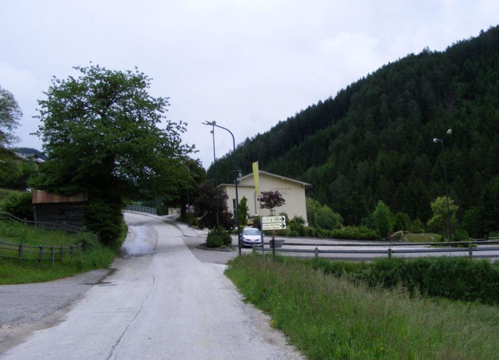 Blick zum Hotel Garni Ludwigshof Alpine Hotel