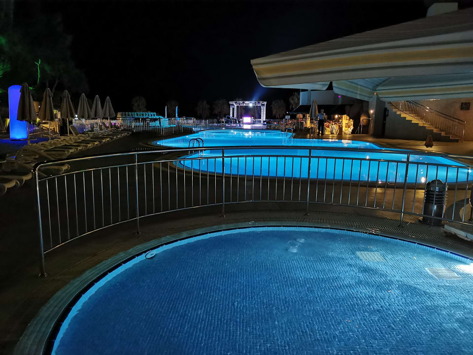 Pool Melas Holiday Village