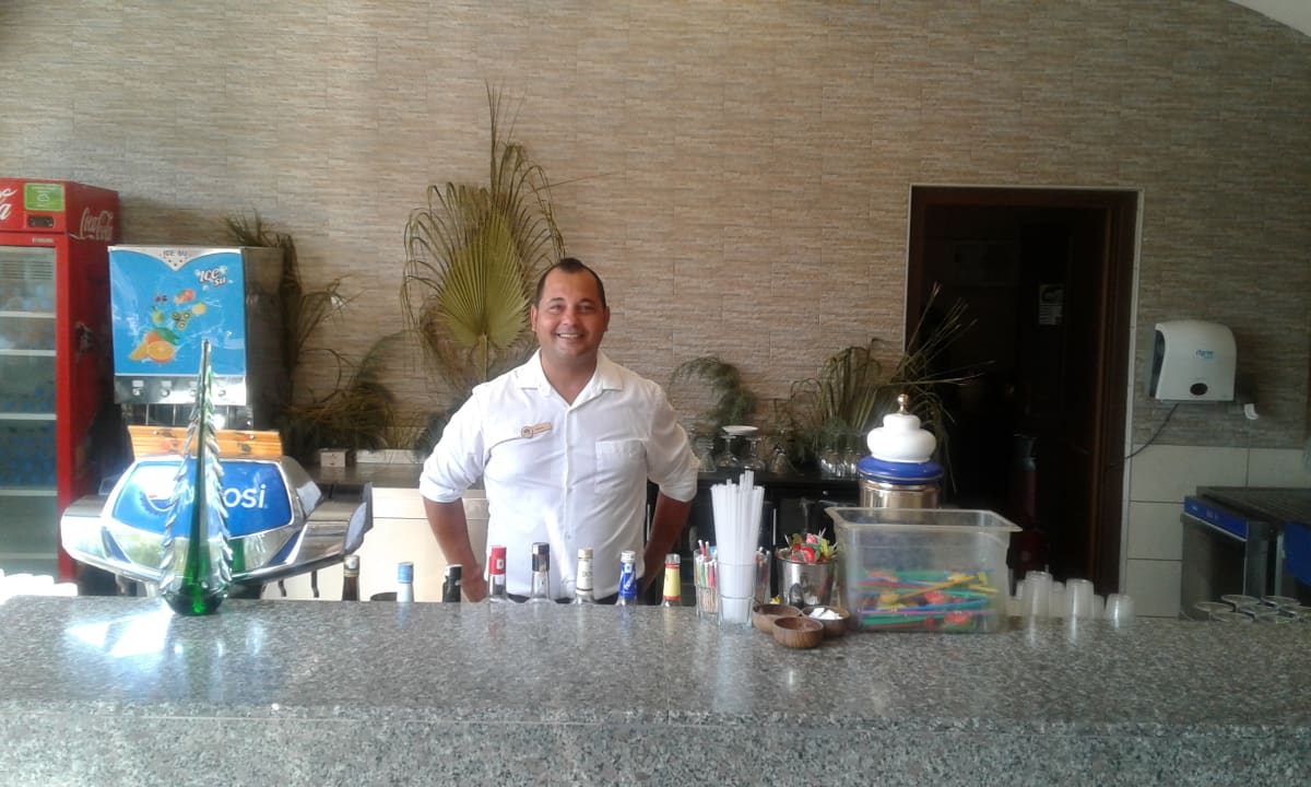 Restaurant Well Palace Side