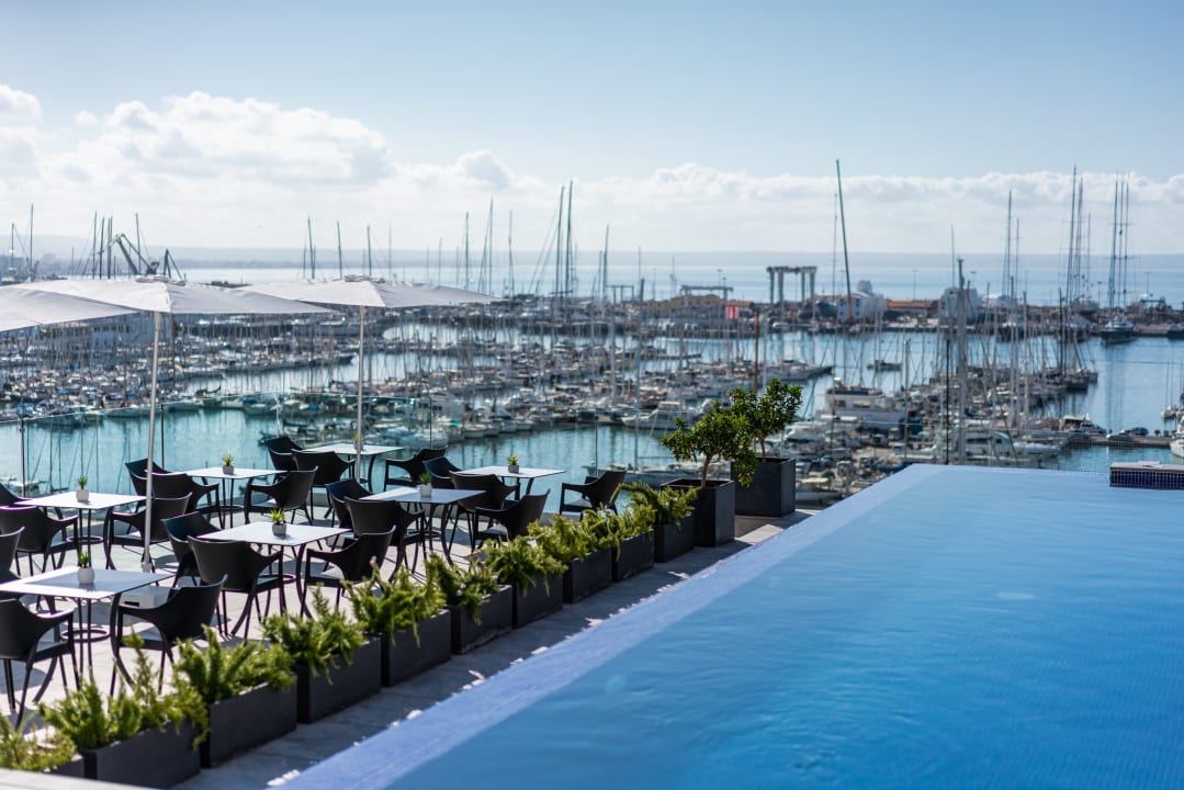 Pool Hotel Mirador