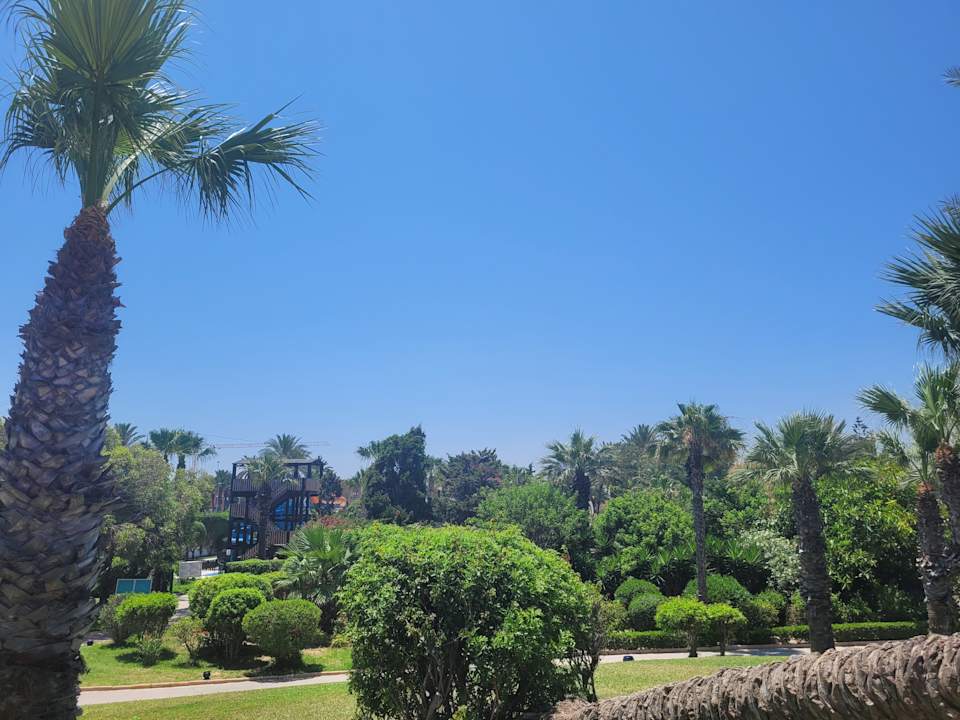 Gartenanlage Sahara Beach Aquapark & Resort