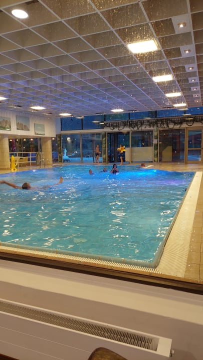 Pool Hotel Bellevue am See