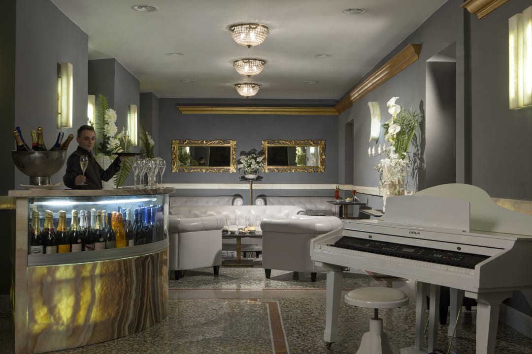 Restaurant Welcome Piram Hotel