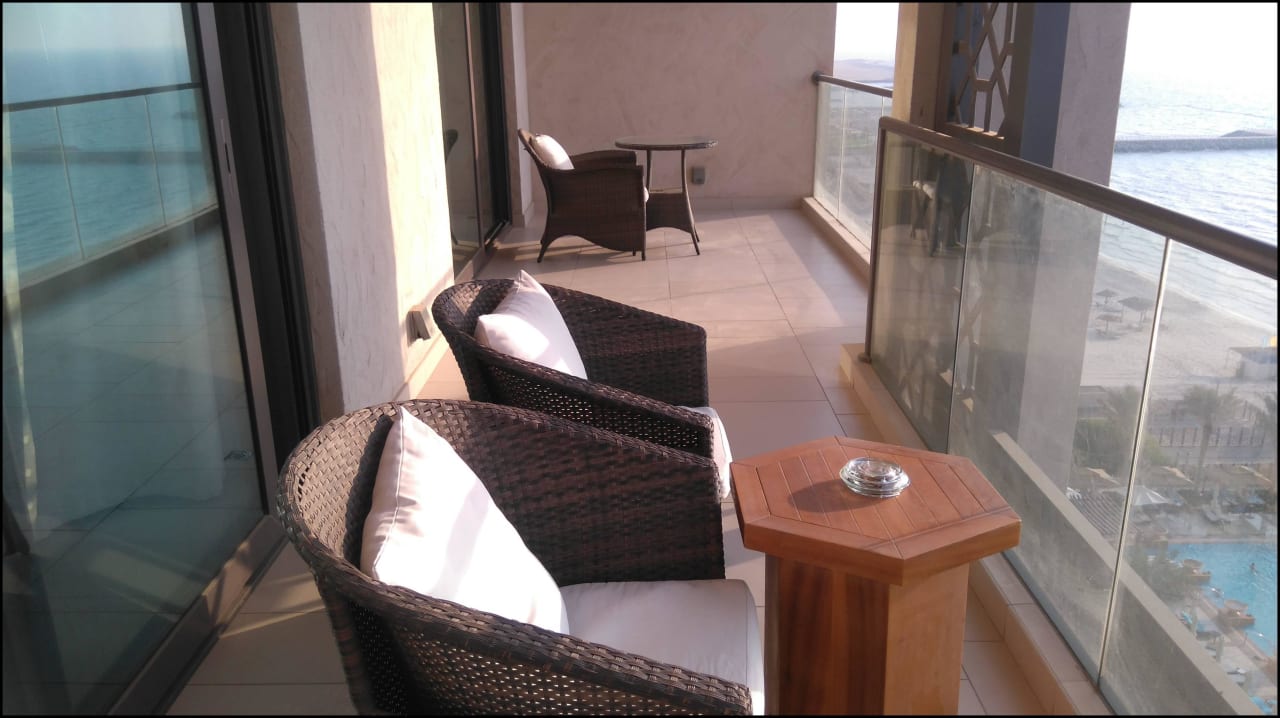Großer Balkon  Ajman Saray, a Luxury Collection Resort