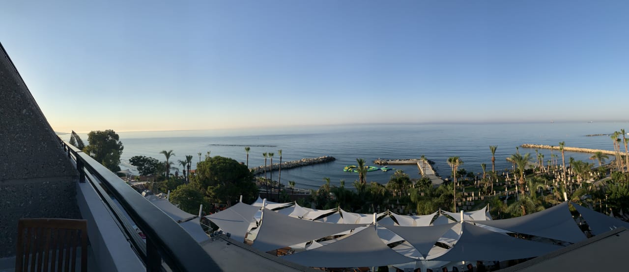Ausblick Amathus Beach Hotel Limassol