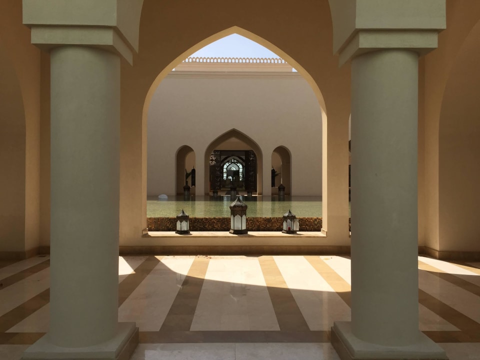 Eingang zur Rezeption Salalah Rotana Resort