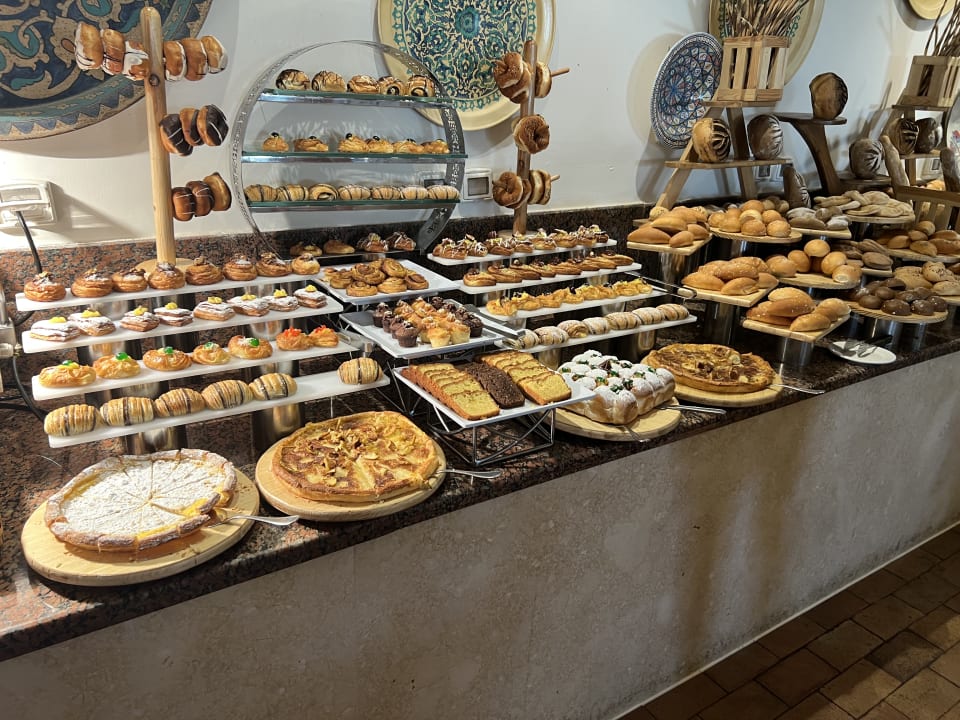 Gastro Fort Arabesque - The West Bay