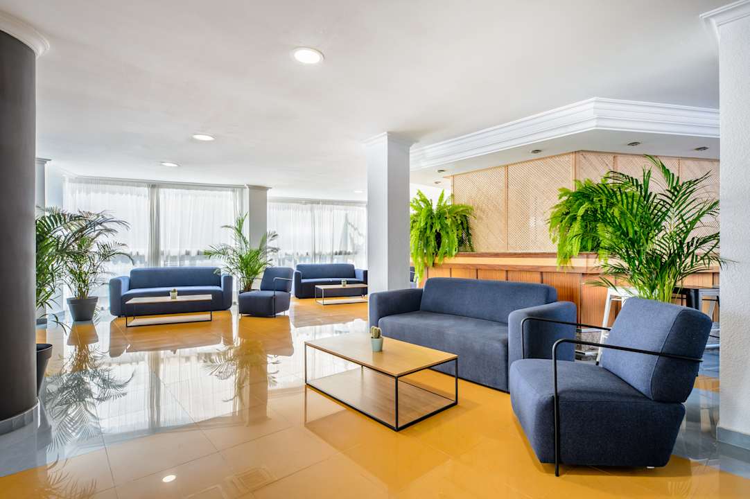 Lobby Aparthotel Vibra Sanan