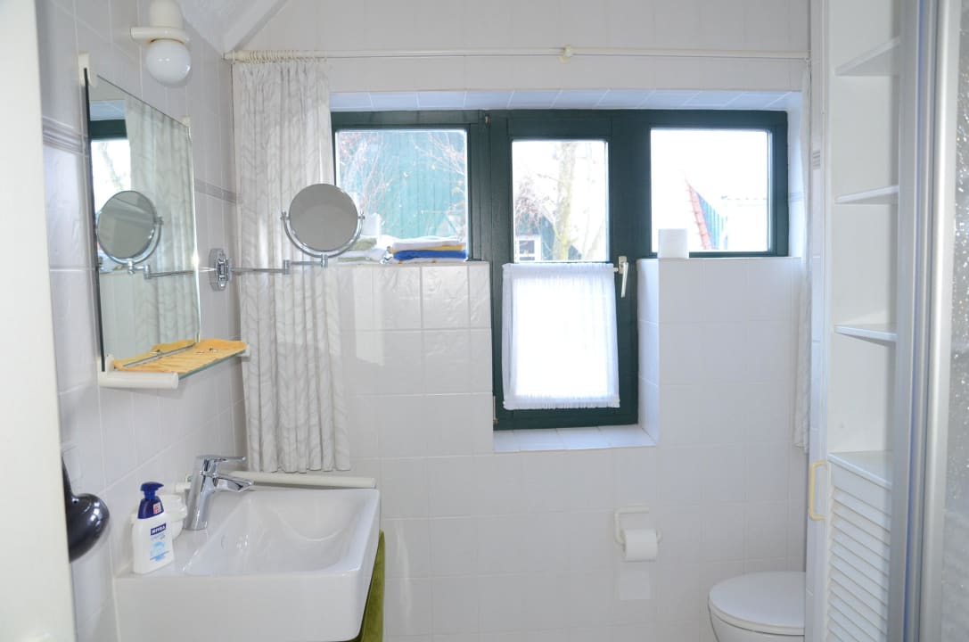 Badezimmer  Ferienhäuser Austernfischer
